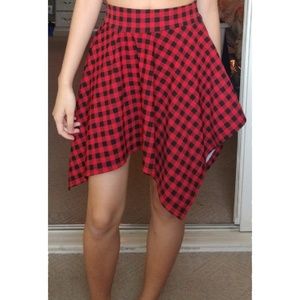 Red and black plaid square skirt